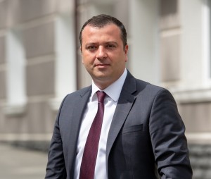 Leonid Oleinicenco este primul candidat înregistrat oficial la funcția de președinte al FMF. El a fost înaintat de 104 membri din 118 (lista)