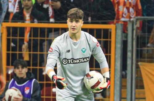 Deniz Ertaș a fost convocat la naționala Moldovei U21, dar a preferat să evolueze în runda de elită a CE în lotul Turciei U19