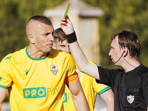 Ștefan Burghiu: "Care bătaie? S-au mai împins, s-au tras"