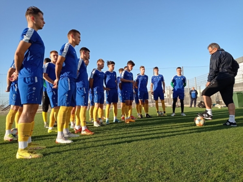 Ștefan Stoica: "Trebuie să creștem cîștigători și să pregătim jucători pentru naționala mare"