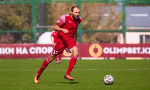 Oleg Hromțov în vîrstă de 37 de ani a încheiat cariera de jucător. În sezonul trecut el a devenit golgheterul ligii secunde din Kazahstan