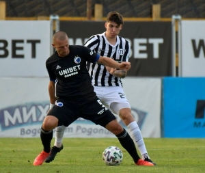 Артур Крачун и Валерий Чуперка отыграли по 90 минут в матчах Лиги Конференции