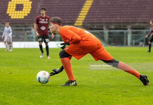 Portarul moldovean a prelungit contractul cu echipa italiană Livorno