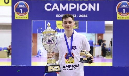 Iulian Cojocaru a devenit campion al României la futsal și golgheterul campionatului