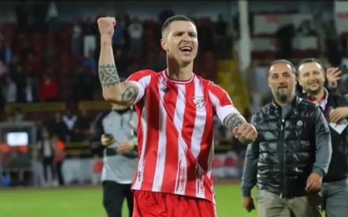 Клуб Вячеслава Посмака вышел в плей-офф за место в Суперлиге Турции благодаря голу на 90+4 минуте