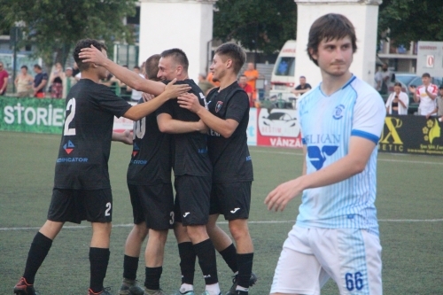 ⚽ FCM Ungheni a surclasat Dinamo-Auto, Univer și Saxan au oferit un meci-thriller, iar meciul FC Fălești - Olimp a fost difuzat la TV: a demarat un nou sezon în Liga 1 (rezumat video)