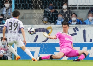 Lazăr din nou inclus în raportul de joc din Serie A, Koșelev a debutat în prima ligă din Japonia, Blanuța înscrie o dublă în Primavera italiană, Costrov și Rozgoniuc marchează goluri: evoluția jucătorilor moldoveni peste hotare