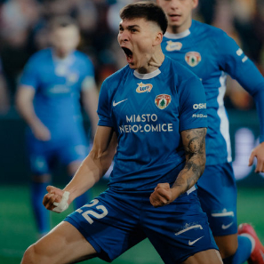"Regele penalty-urilor". Vizualizăm toate cele 10 penalty-uri marcate de Artur Craciun în campionatul Poloniei (infografica)